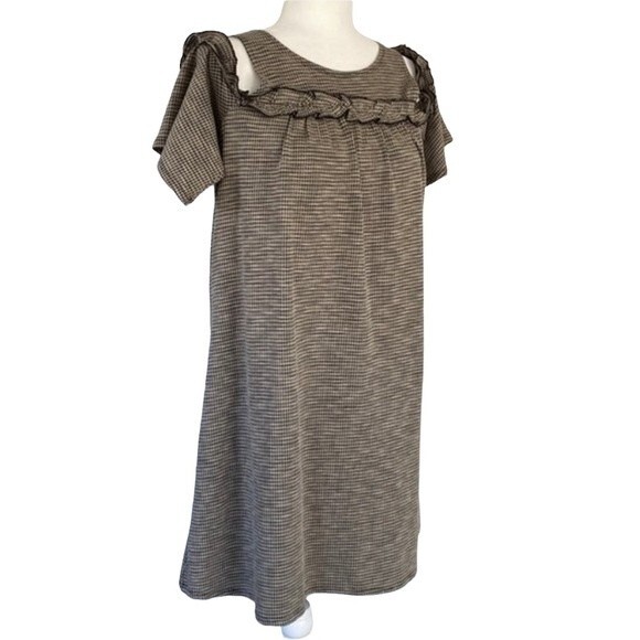 LC Lauren Conrad Cold-Shoulder Ruffle Knit Shift Dress Short Sleeve Scoop Neck - Picture 2 of 15